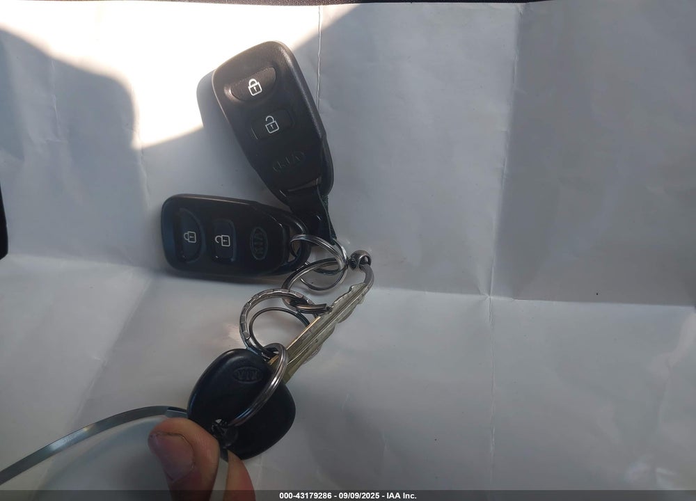 2010 KIA SOUL VIN: KNDJT2A2XA7049108