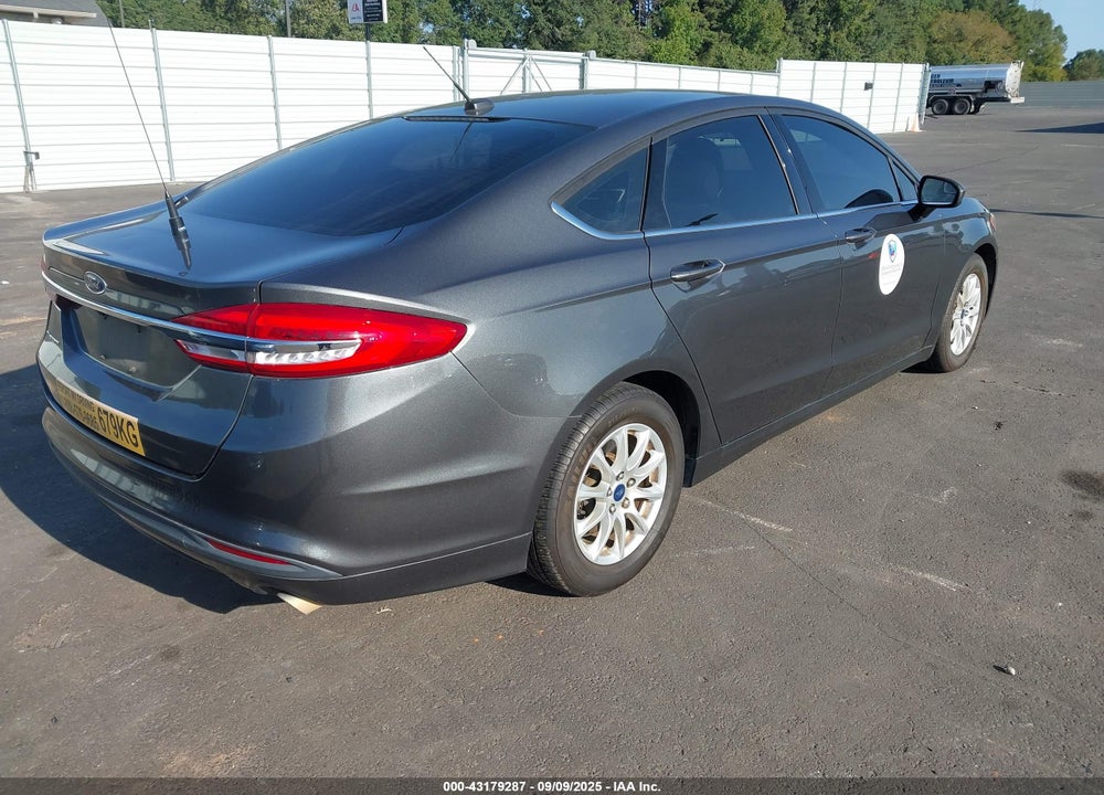 2018 FORD FUSION VIN: 3FA6P0G76JR273380