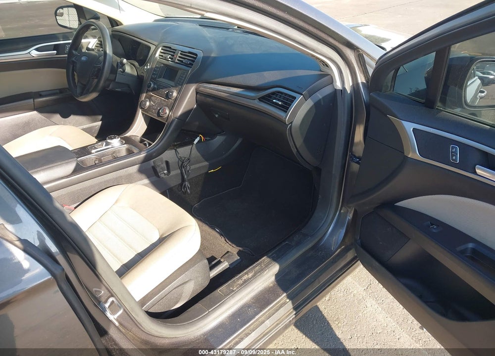 2018 FORD FUSION VIN: 3FA6P0G76JR273380