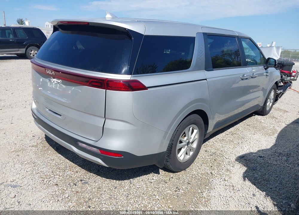 2022 KIA CARNIVAL MPV LX VIN: KNDNB4H32N6122787