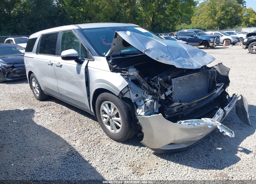 2022 KIA CARNIVAL MPV LX VIN: KNDNB4H32N6122787