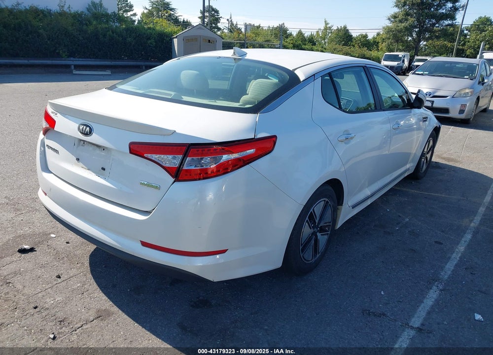2013 KIA OPTIMA HYBRID VIN: KNAGM4AD2D5038217