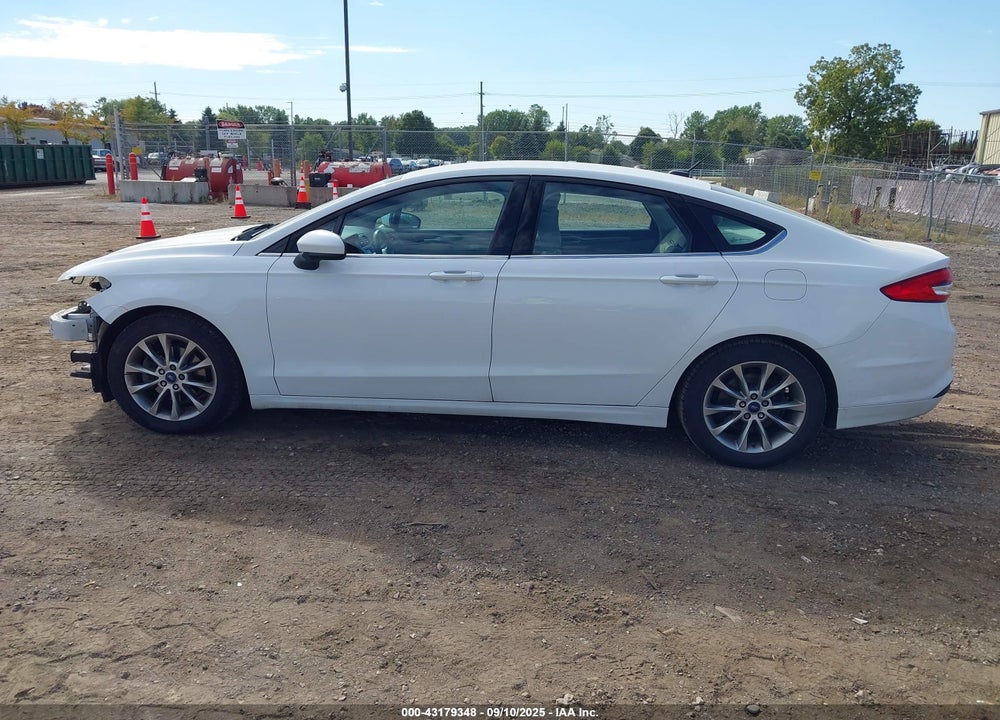 2017 FORD FUSION SE VIN: 3FA6P0H73HR145249