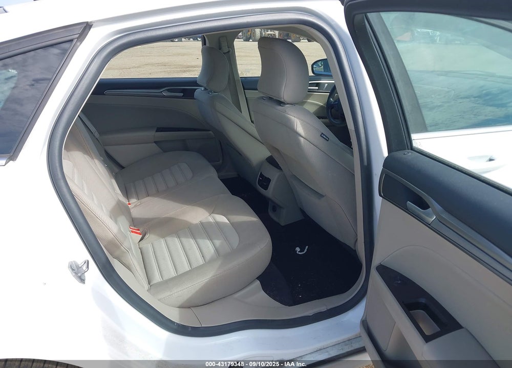 2017 FORD FUSION SE VIN: 3FA6P0H73HR145249