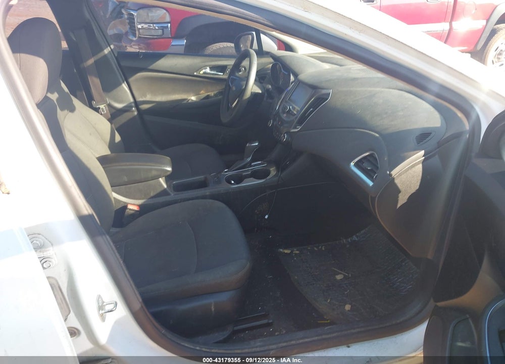 2017 CHEVROLET CRUZE LT AUTO VIN: 3G1BE6SM8HS596551