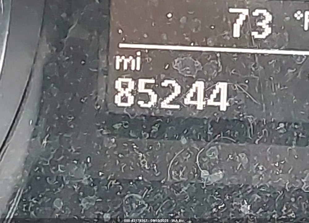 2017 VOLKSWAGEN PASSAT VIN: 1VWAT7A39HC022759