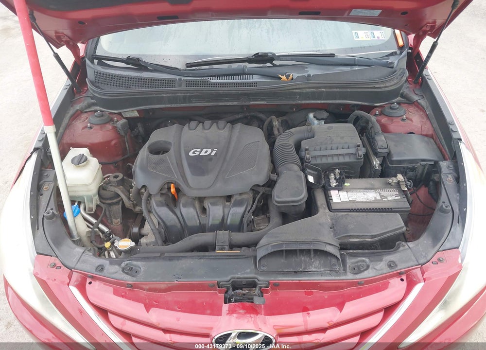 2011 HYUNDAI SONATA VIN: 5NPEB4AC2BH081993