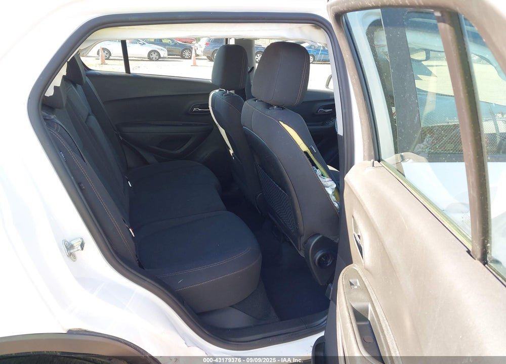2018 CHEVROLET TRAX VIN: 3GNCJKSB4JL270042