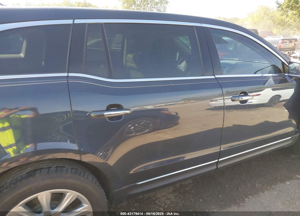 2014 LINCOLN MKT VIN: 2LMHJ5FK0EBL51793