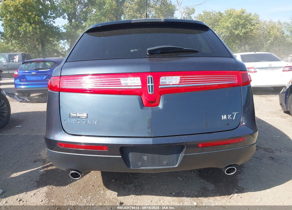 2014 LINCOLN MKT VIN: 2LMHJ5FK0EBL51793