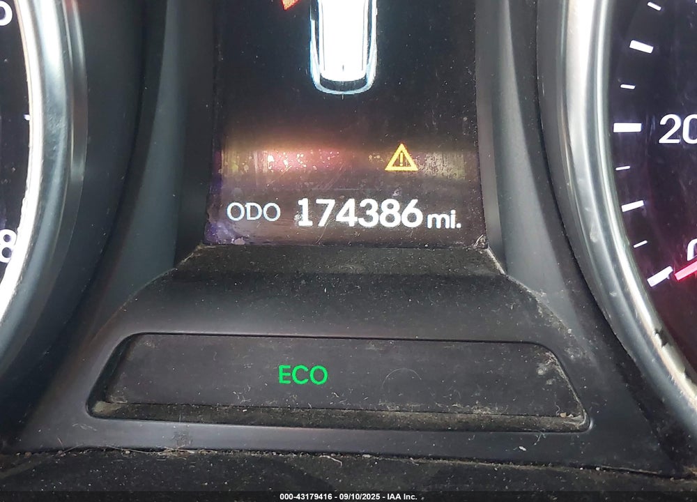 2014 HYUNDAI SANTA FE SPORT 2.0L TURBO VIN: 5XYZU3LA5EG188677