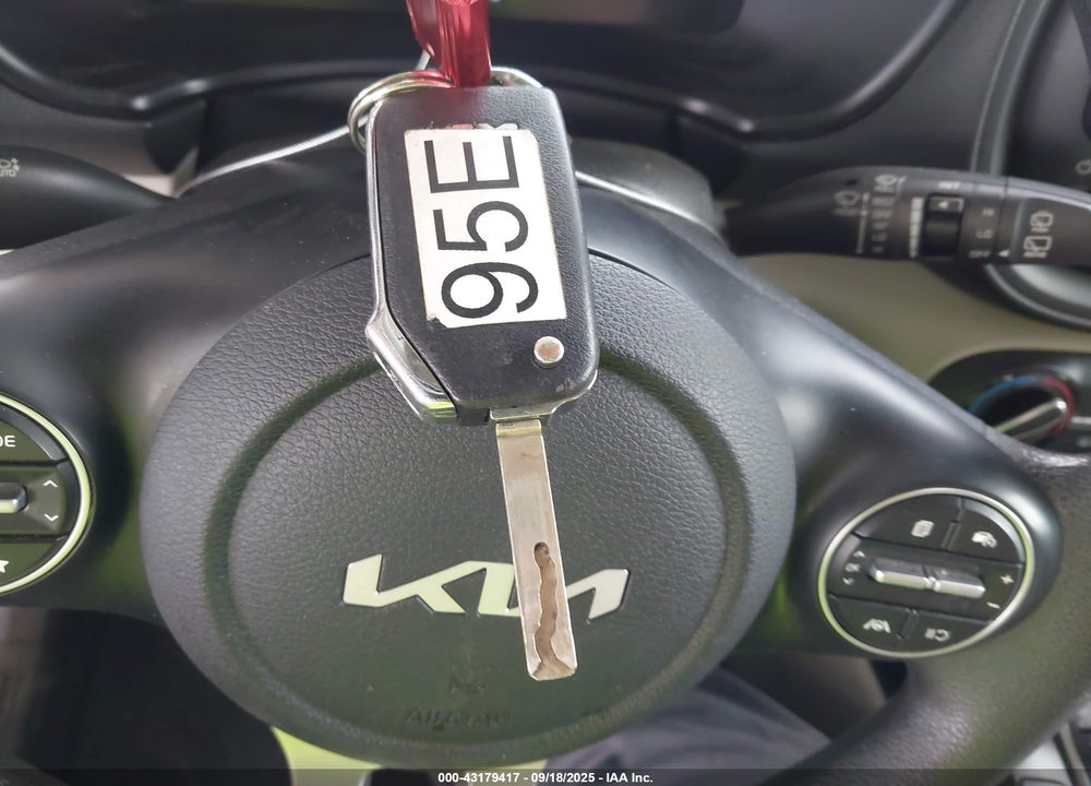 2023 KIA SOUL VIN: KNDJ23AU5P7199341