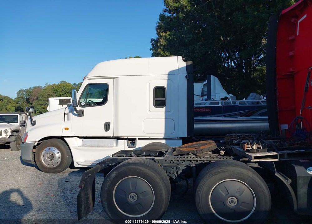 2014 FREIGHTLINER CASCADIA 125 VIN: 3AKJGLD60ESFM1846