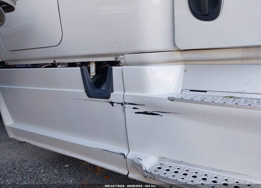 2014 FREIGHTLINER CASCADIA 125 VIN: 3AKJGLD60ESFM1846