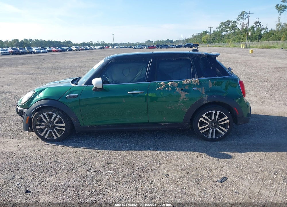 2022 MINI HARDTOP VIN: WMW53DK07N2P55172