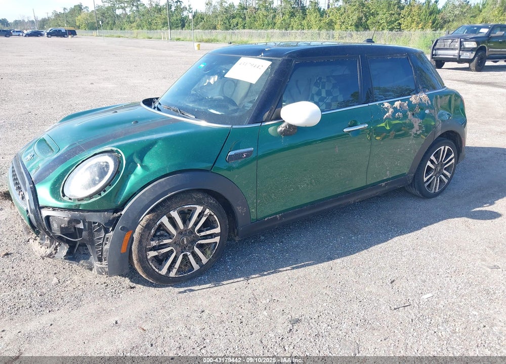 2022 MINI HARDTOP VIN: WMW53DK07N2P55172