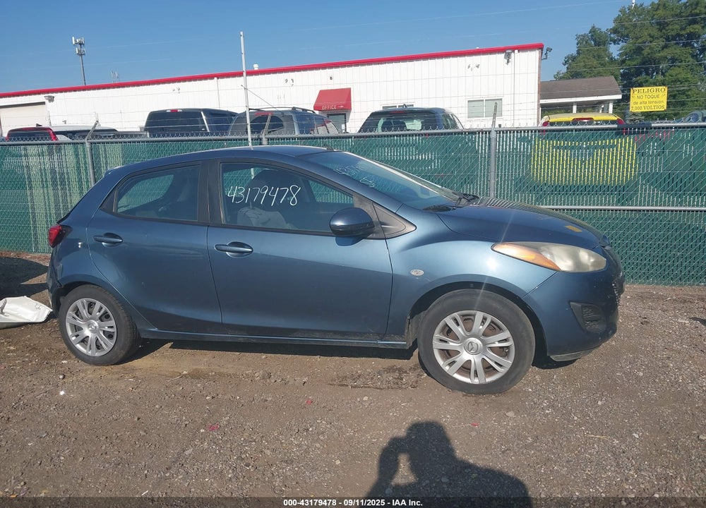 2014 MAZDA 2 VIN: JM1DE1KZ8E0182848