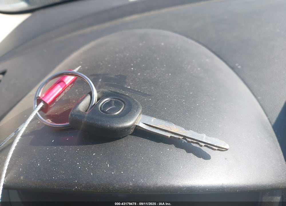 2014 MAZDA 2 VIN: JM1DE1KZ8E0182848