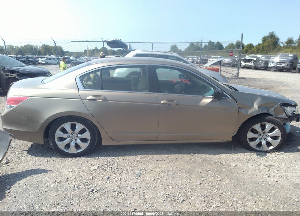 2009 HONDA ACCORD VIN: 1HGCP26749A007891