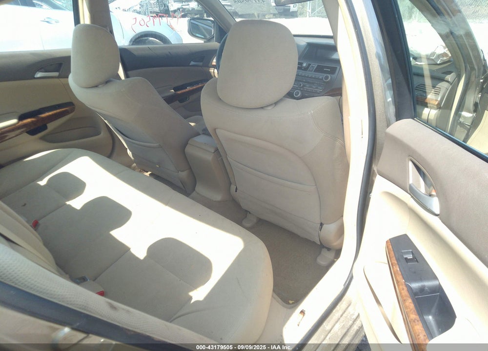 2009 HONDA ACCORD VIN: 1HGCP26749A007891