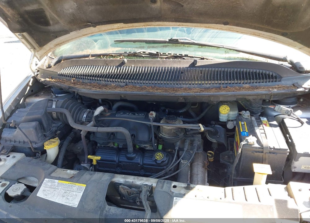2004 CHRYSLER TOWN & COUNTRY LX VIN: 2C4GP44R64R596916