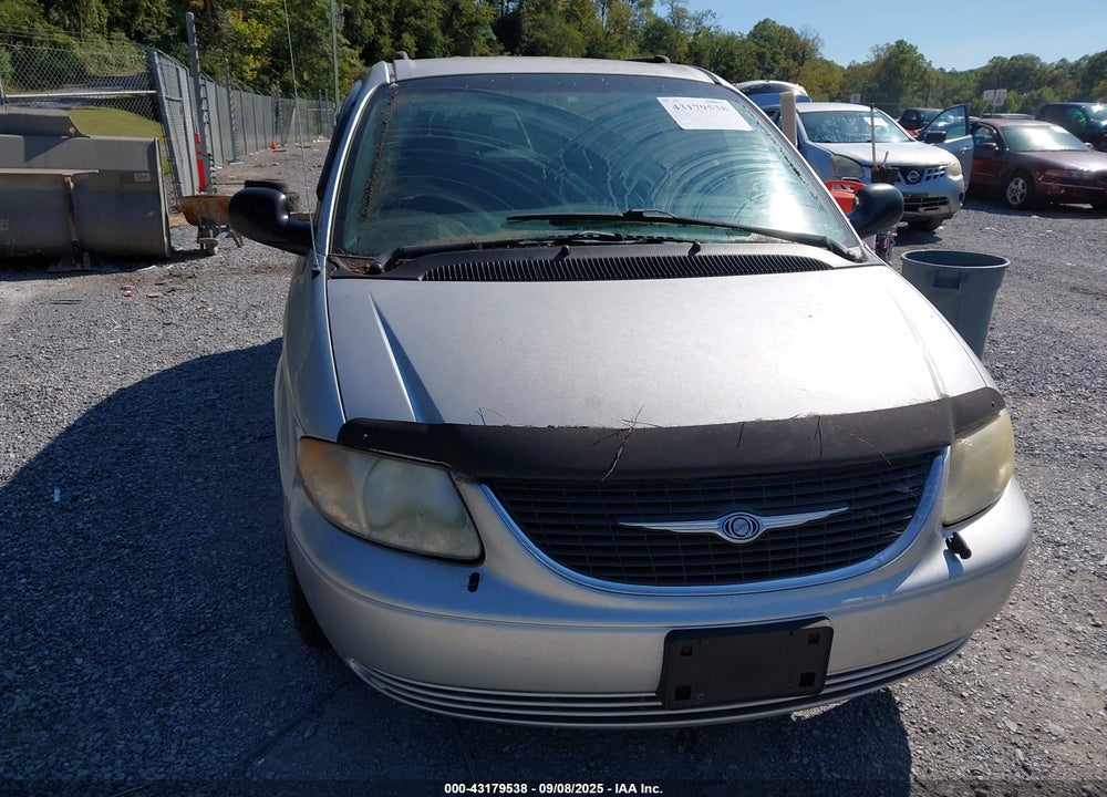2004 CHRYSLER TOWN & COUNTRY LX VIN: 2C4GP44R64R596916