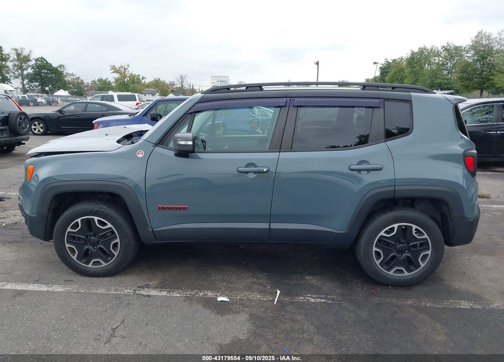 2016 JEEP RENEGADE VIN: ZACCJBCT1GPC61864