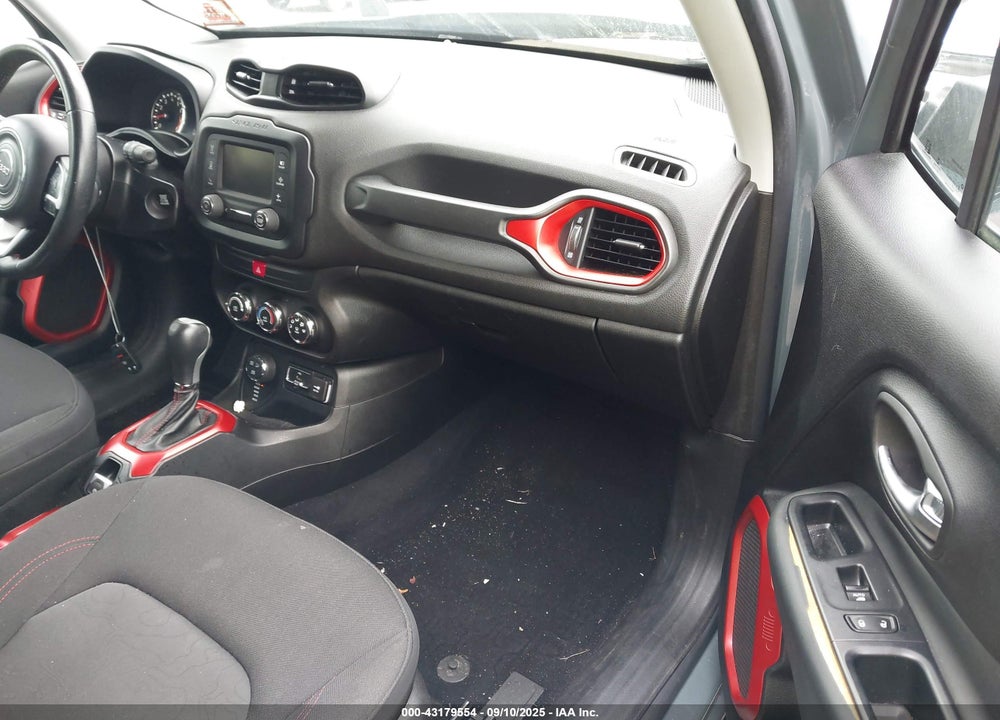 2016 JEEP RENEGADE VIN: ZACCJBCT1GPC61864