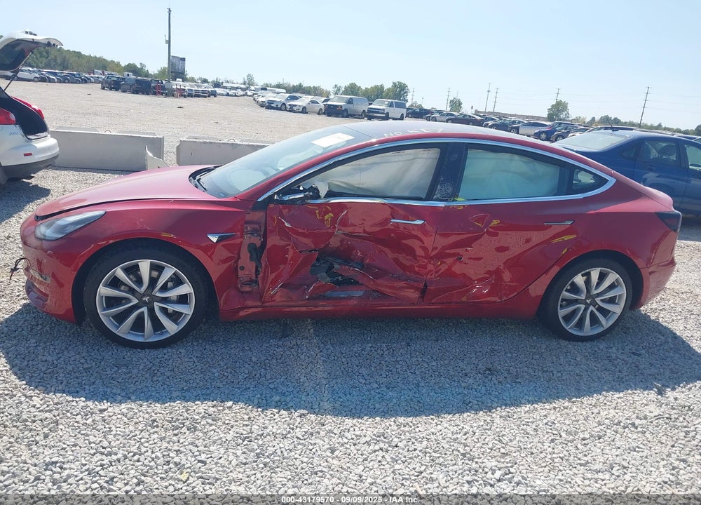 2018 TESLA MODEL 3 VIN: 5YJ3E1EB2JF112025