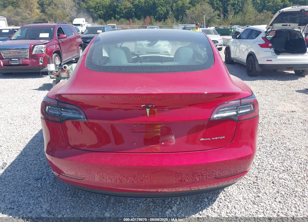 2018 TESLA MODEL 3 VIN: 5YJ3E1EB2JF112025