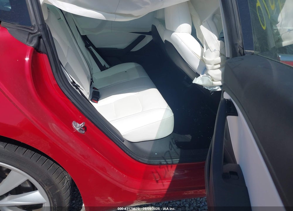 2018 TESLA MODEL 3 VIN: 5YJ3E1EB2JF112025