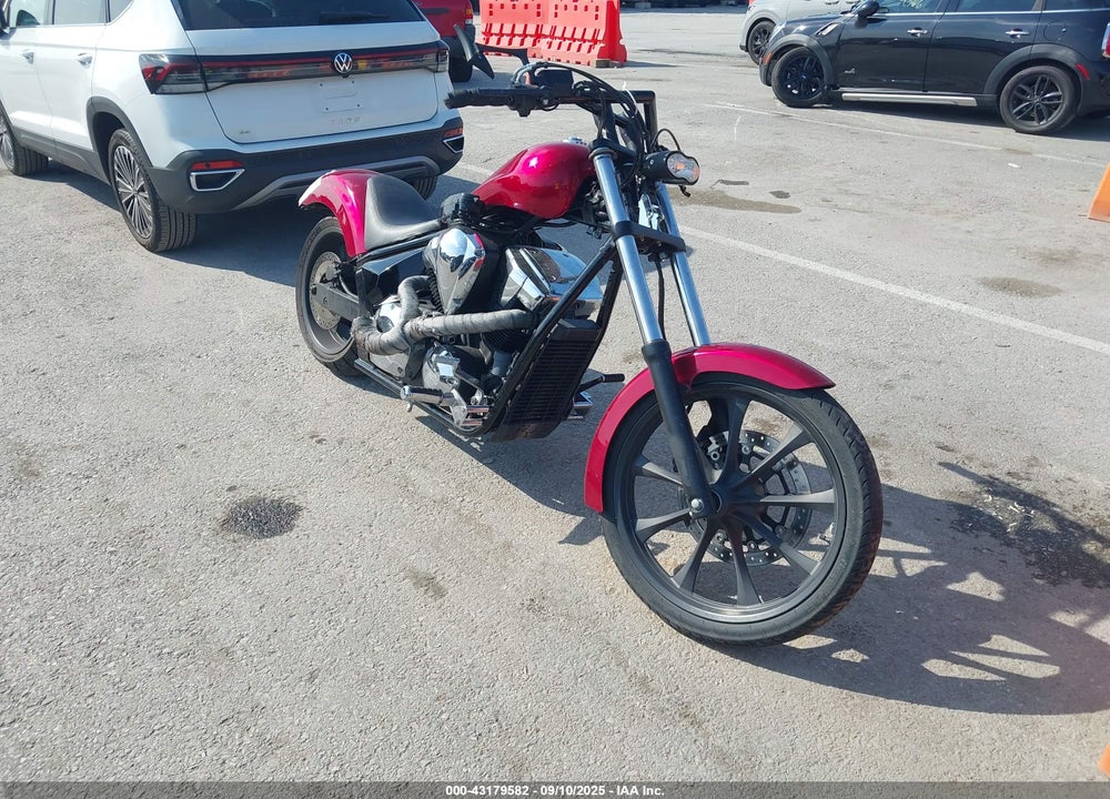2018 HONDA VT1300 CX VIN: JH2SC6129JK300071