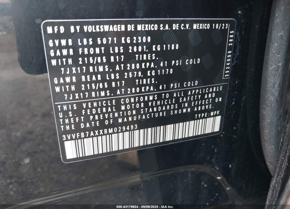 2024 VOLKSWAGEN TIGUAN VIN: 3VVFB7AXXRM029493