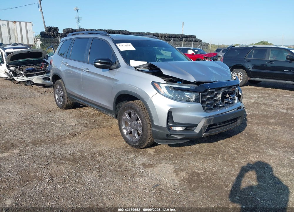 2024 HONDA PASSPORT VIN: 5FNYF8H63RB015048