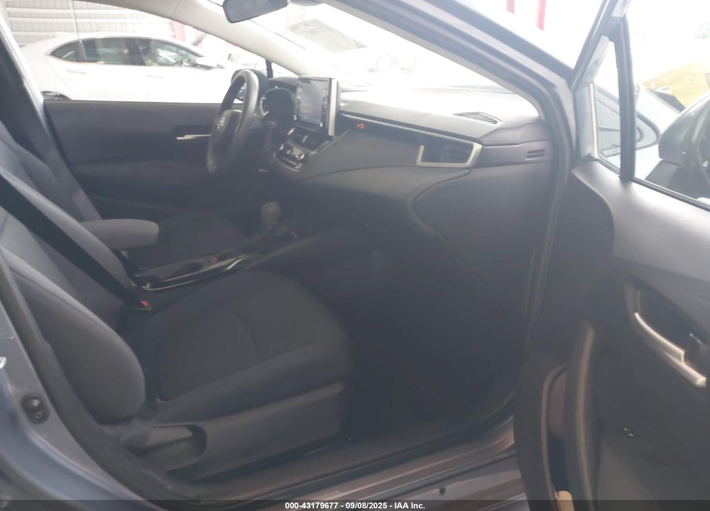 2021 TOYOTA COROLLA LE VIN: 5YFEPMAE5MP147851