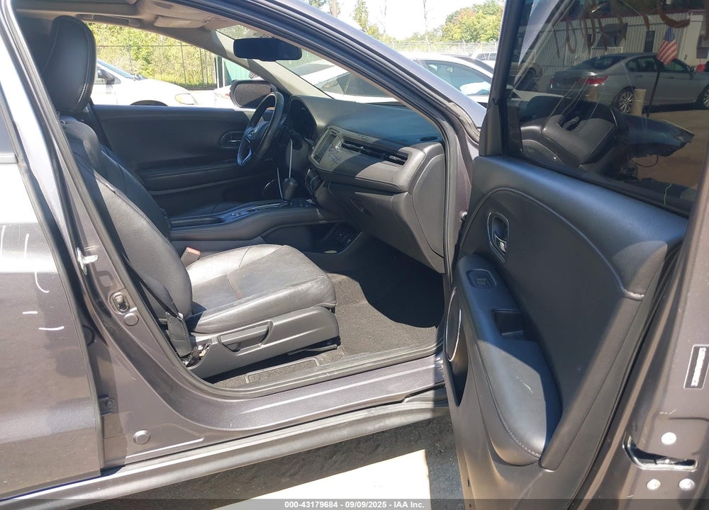 2017 HONDA HR-V VIN: 3CZRU6H76HM702973