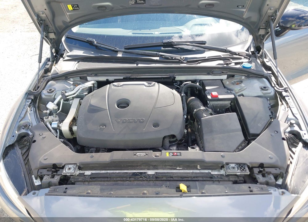 2021 VOLVO S60 VIN: 7JR102FZXMG123017