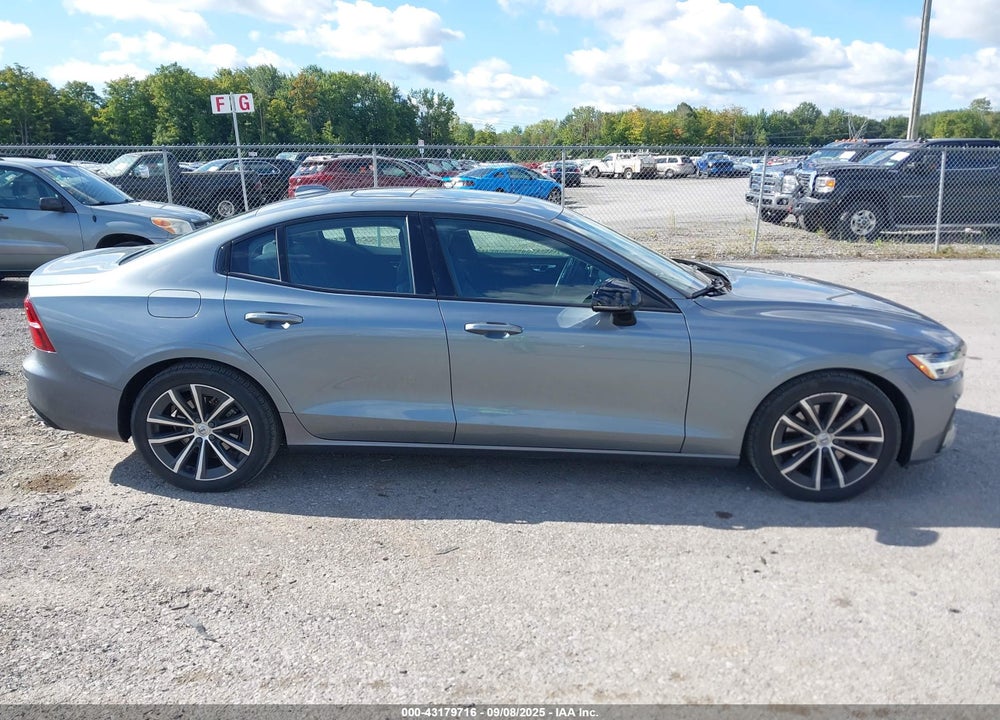 2021 VOLVO S60 VIN: 7JR102FZXMG123017