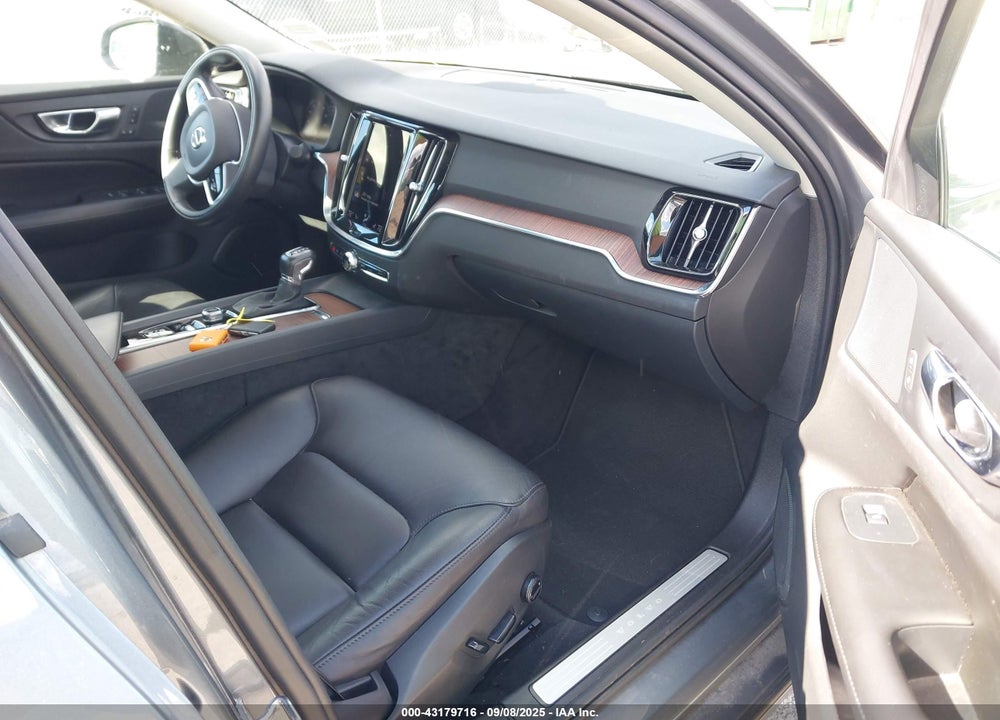 2021 VOLVO S60 VIN: 7JR102FZXMG123017
