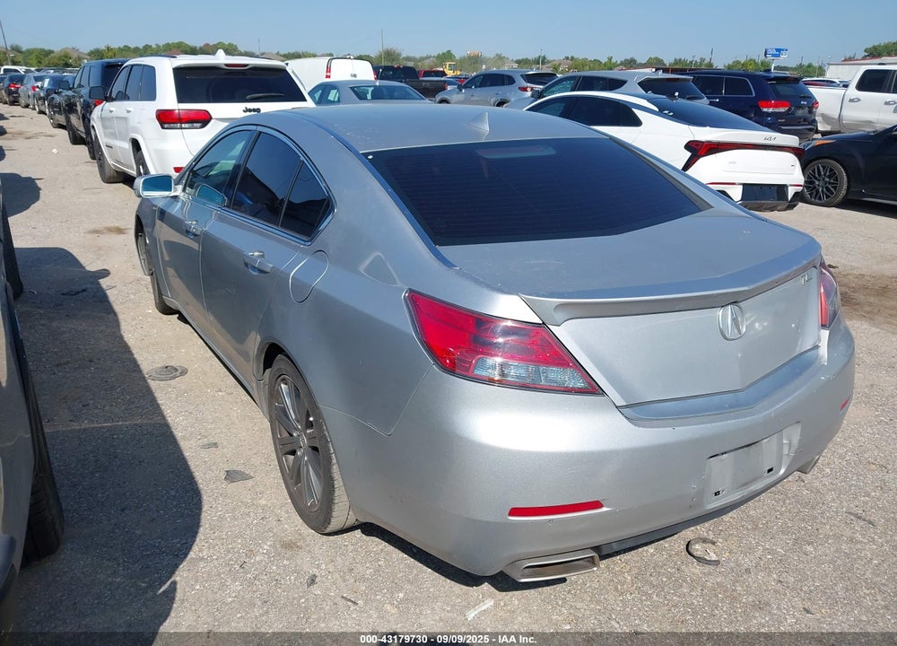 2013 ACURA TL VIN: 19UUA8F34DA018565