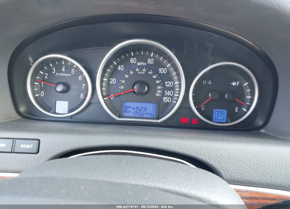 2010 HYUNDAI VERACRUZ VIN: KM8NUDCC3AU134904