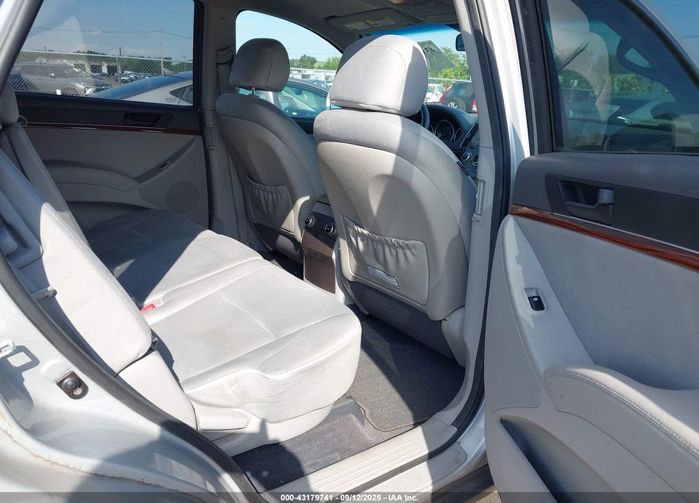 2010 HYUNDAI VERACRUZ VIN: KM8NUDCC3AU134904