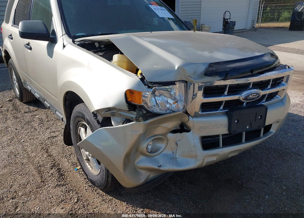 2010 FORD ESCAPE VIN: 1FMCU0DGXAKA11372