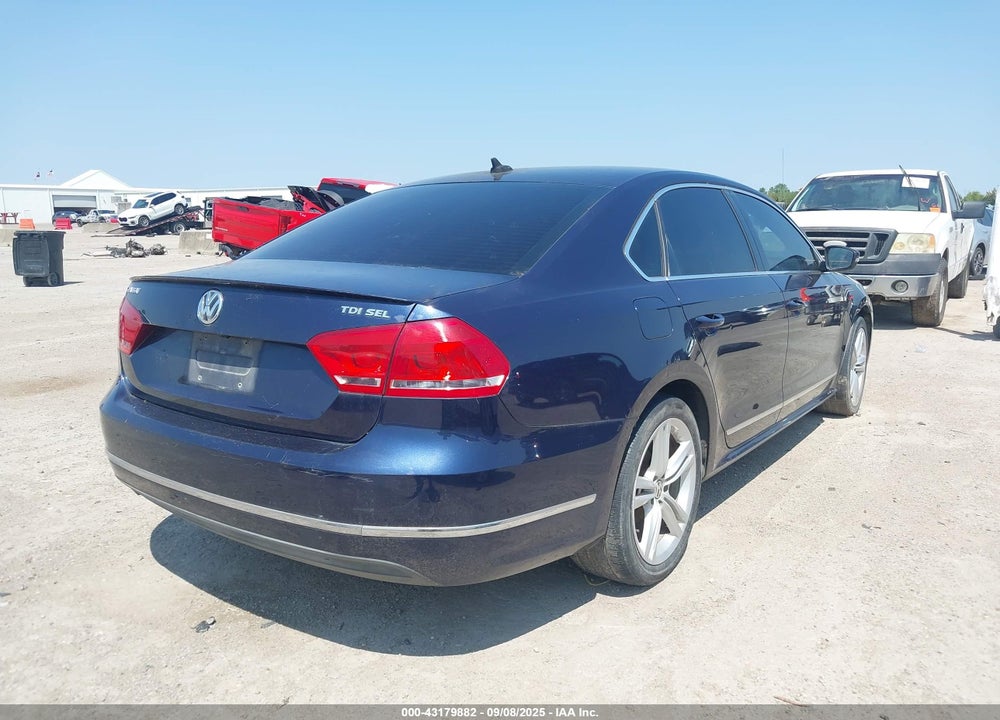 2014 VOLKSWAGEN PASSAT VIN: 1VWCN7A34EC117843