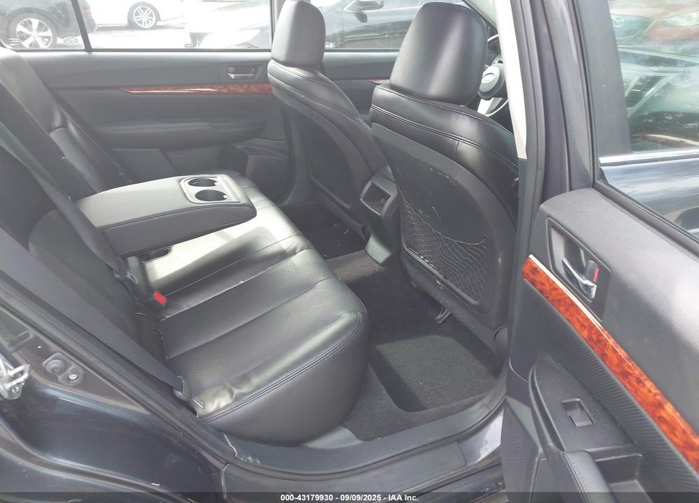 2010 SUBARU LEGACY 2.5I LIMITED VIN: 4S3BMBK63A3217679