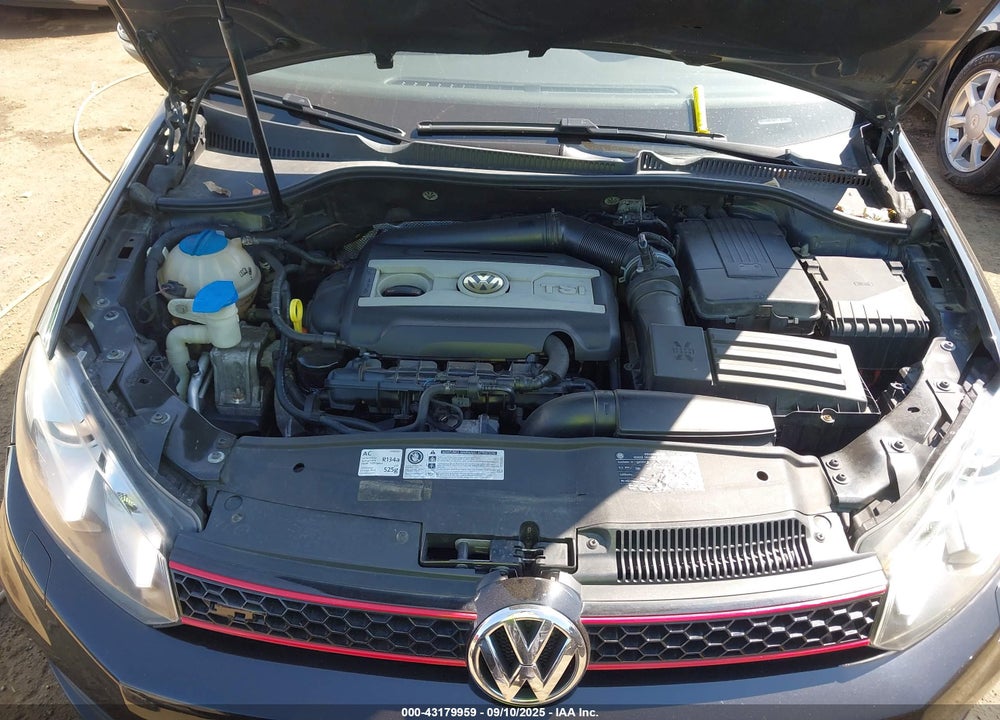 2011 VOLKSWAGEN GTI VIN: WVWHV7AJ4BW227583