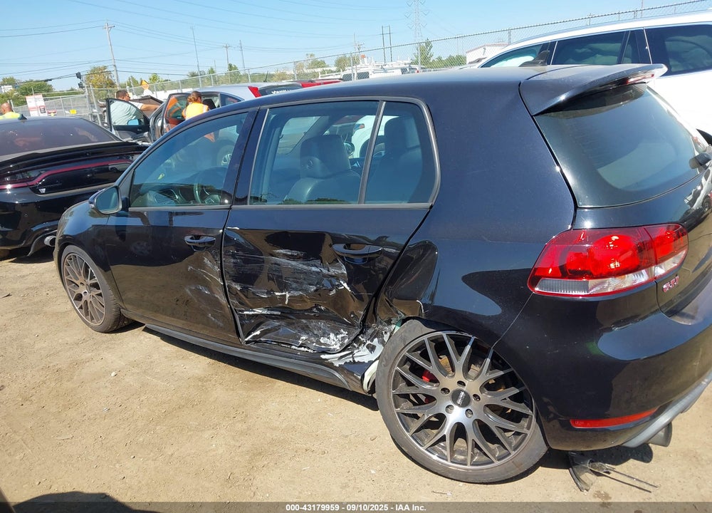 2011 VOLKSWAGEN GTI VIN: WVWHV7AJ4BW227583