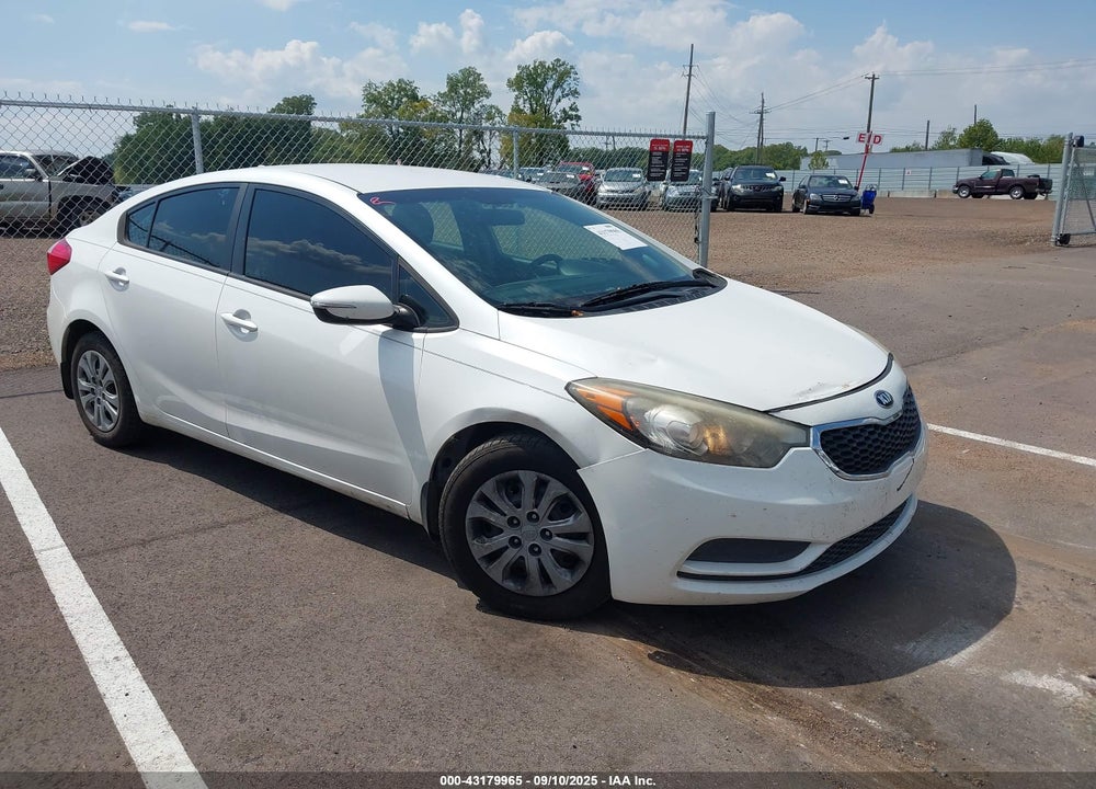2015 KIA FORTE LX VIN: KNAFX4A66F5428146