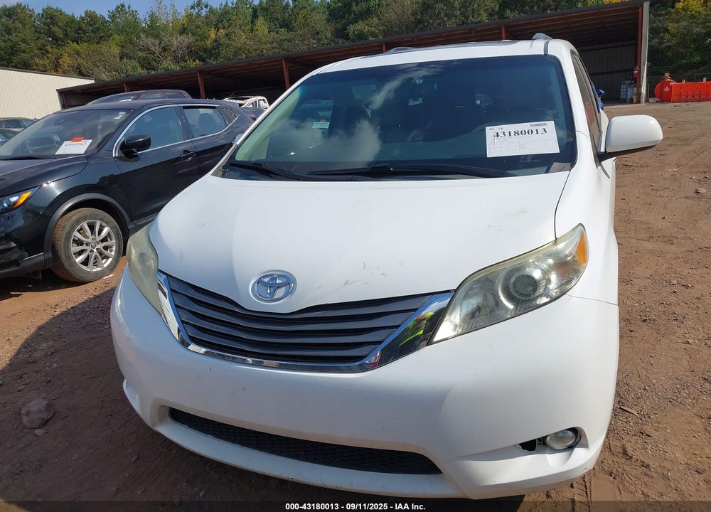 2011 TOYOTA SIENNA XLE V6 VIN: 5TDYK3DC9BS132502