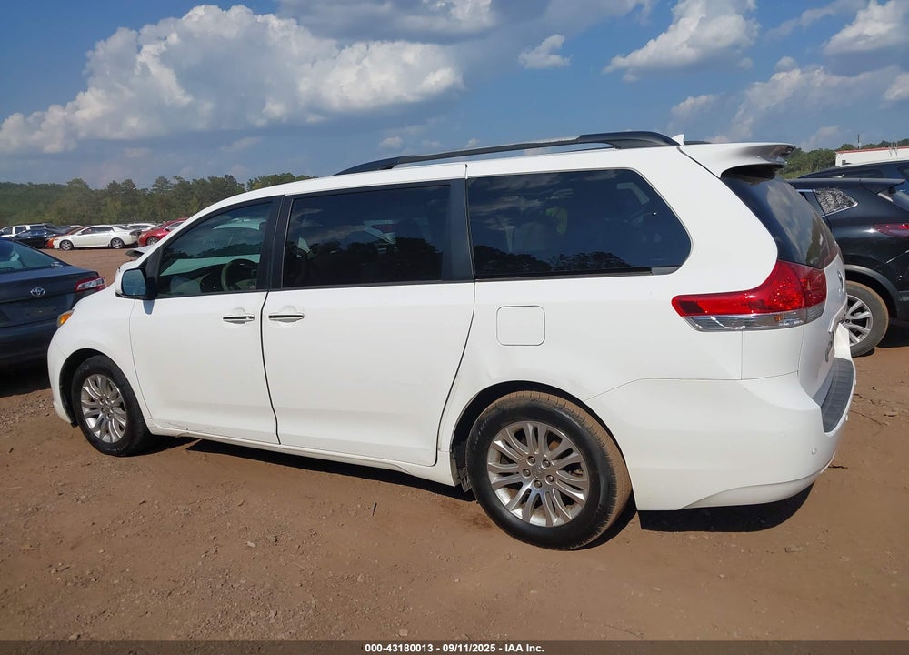 2011 TOYOTA SIENNA XLE V6 VIN: 5TDYK3DC9BS132502
